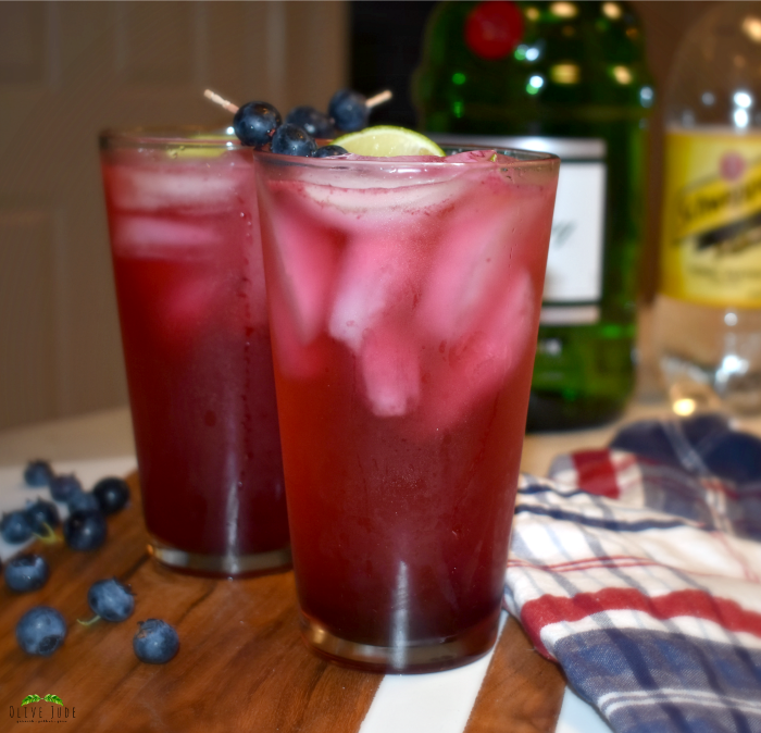 Blueberry gin și Tonic