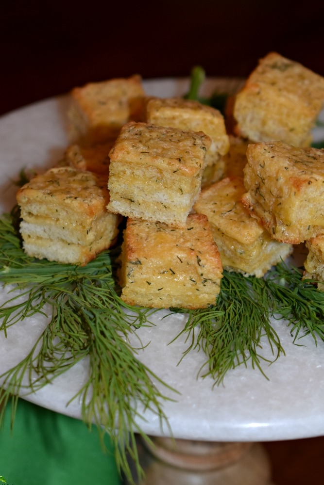 Toasted Cheese and Dill Hors d'oeuvres