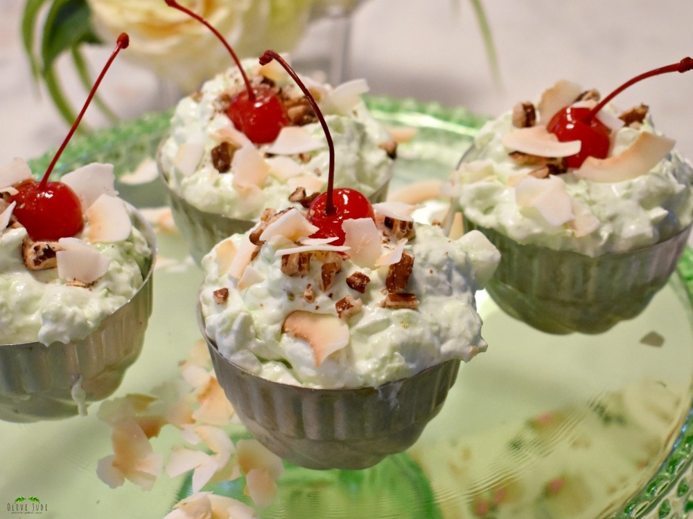 Toasted Coconut and Pecan Topped Pistachio Dessert: The Best Watergate Salad #watergatesalad #retrodessert #jellopistachopudding